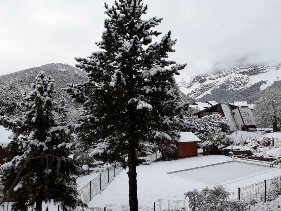 Duplex 3 Pieces. Pieds Des Pistes Et Balcon! Apartment Gresse en Vercors Bagian luar foto