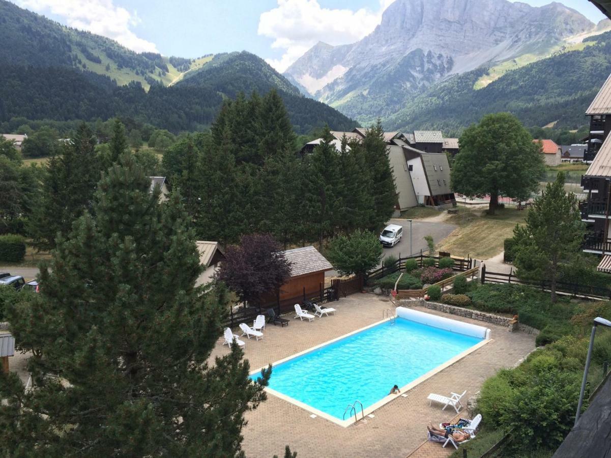 Duplex 3 Pieces. Pieds Des Pistes Et Balcon! Apartment Gresse en Vercors Bagian luar foto
